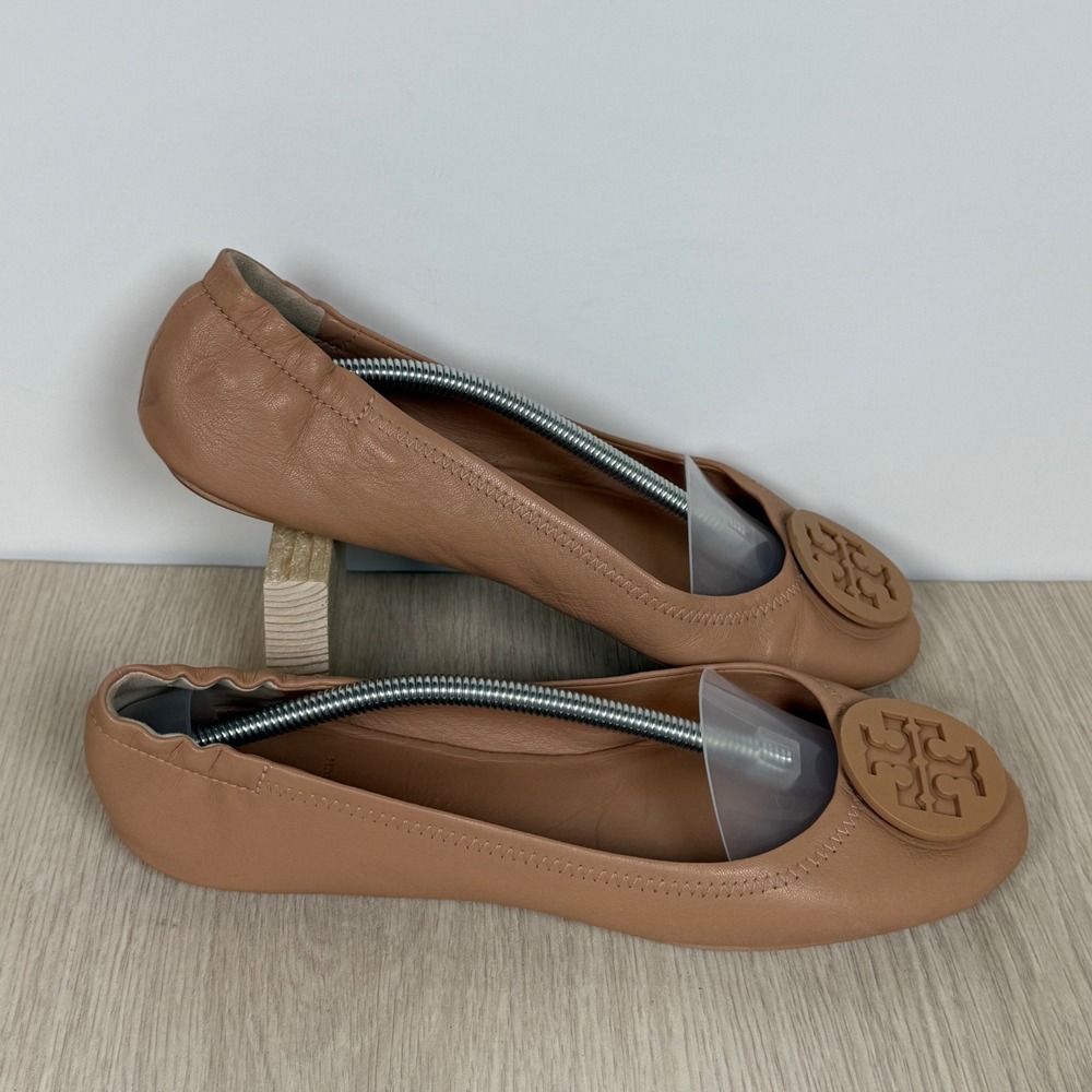 Ballet Flats Tory Burch Womens 9M Tan Minnie Travel Leather Medallion Scrunch